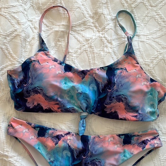 Bikini set (size M) - Picture 2 of 6